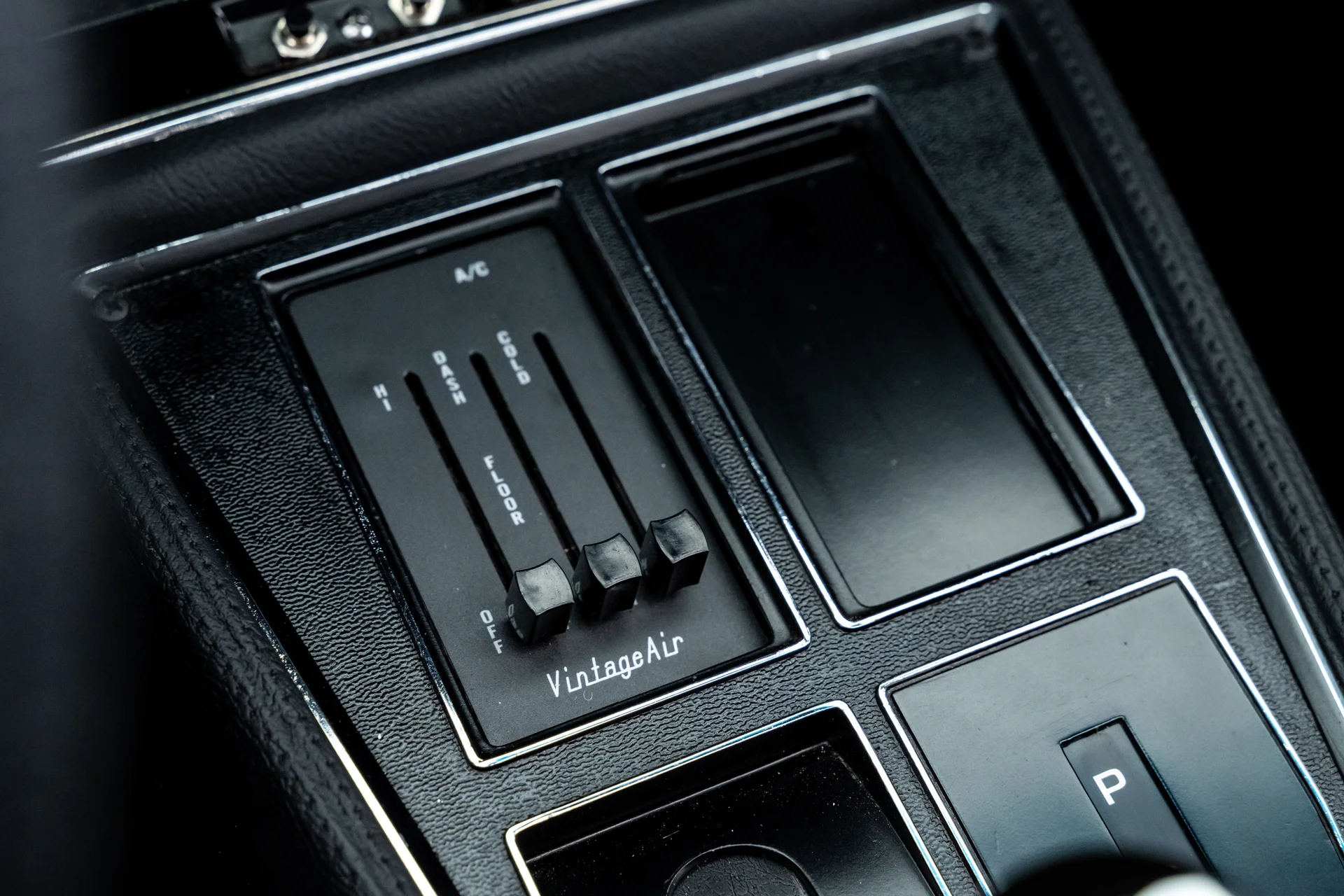 Chevrolet Corvette 1971 - Imagem 11