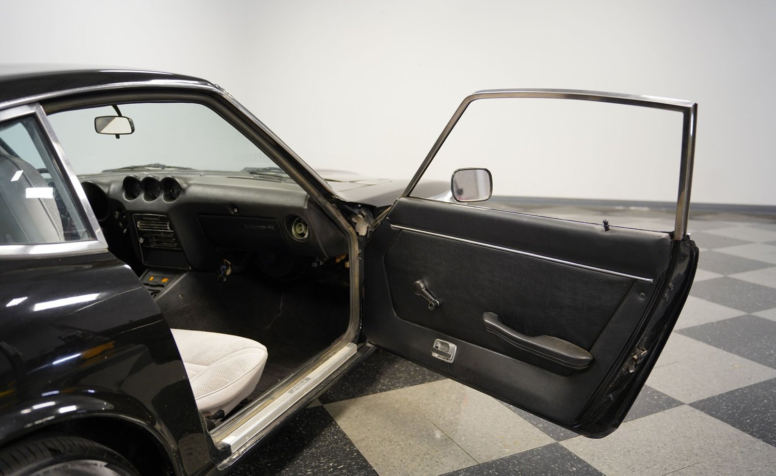 Datsun 1971 240Z - Imagem 4