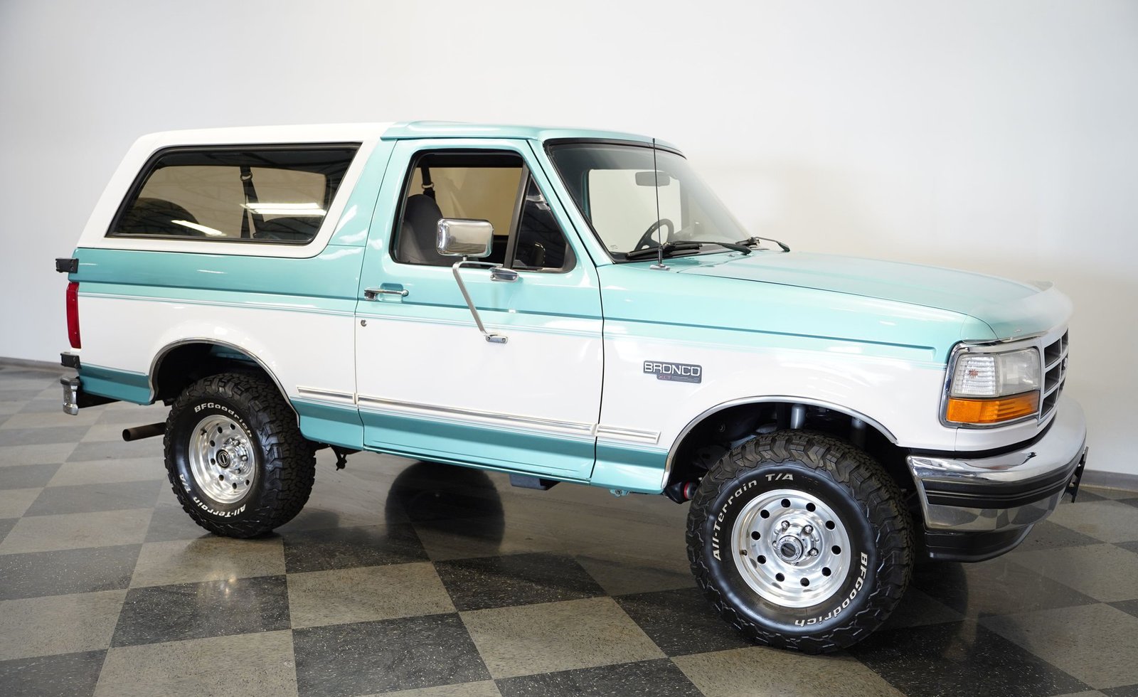 Ford 1995 Bronco 4X4 - Imagem 26