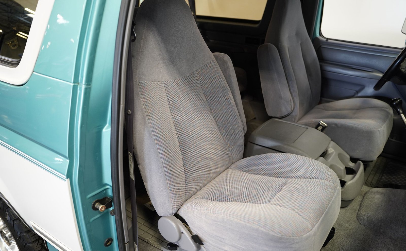 Ford 1995 Bronco 4X4 - Imagem 6