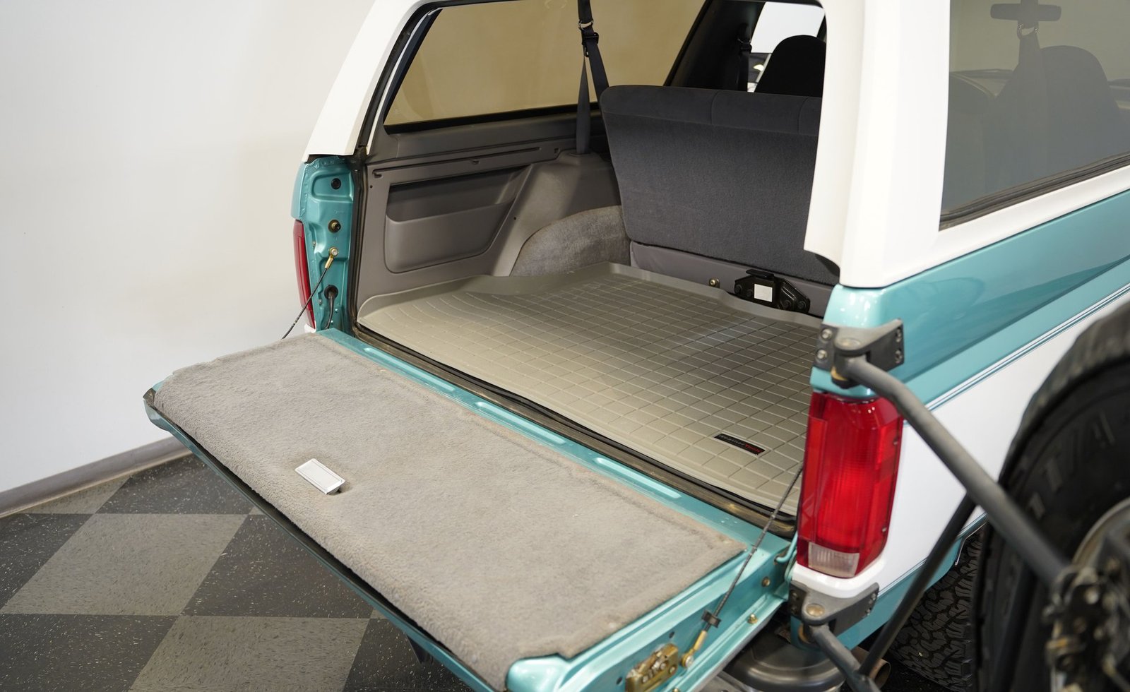 Ford 1995 Bronco 4X4 - Imagem 2