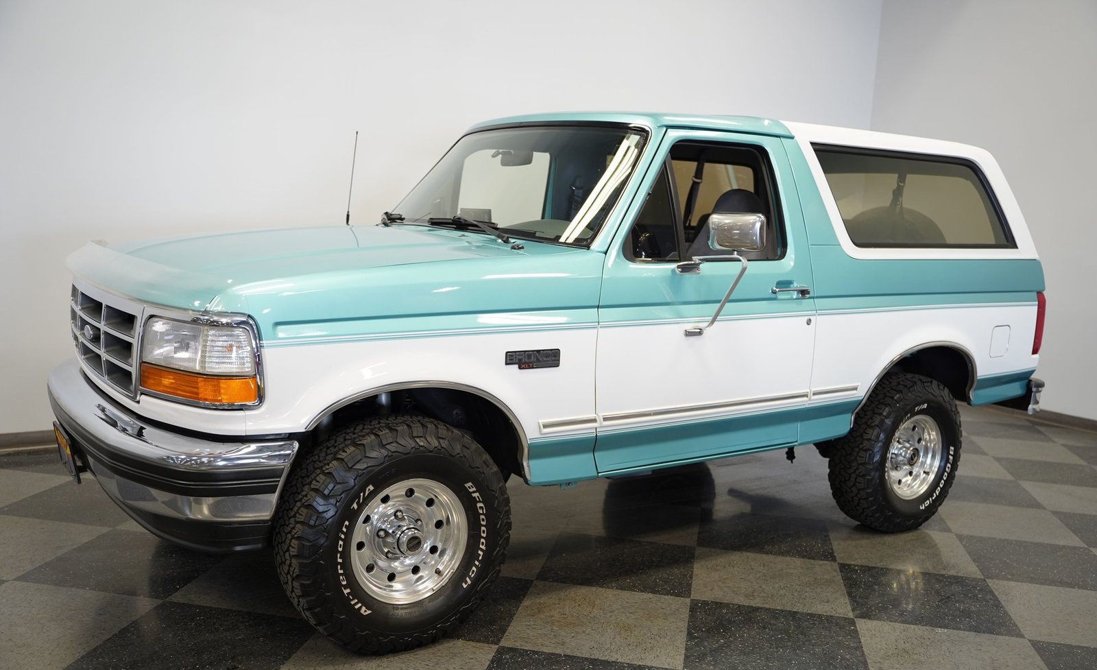 Ford 1995 Bronco 4X4 - Imagem 34