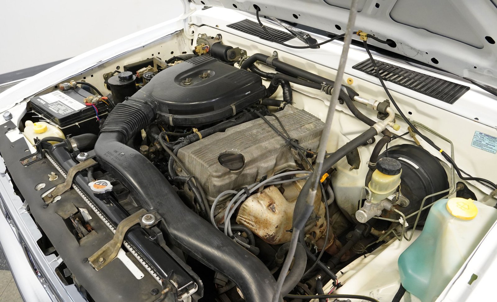 Nissan 1996 Hardbody SE Cabine Estendida - Imagem 13