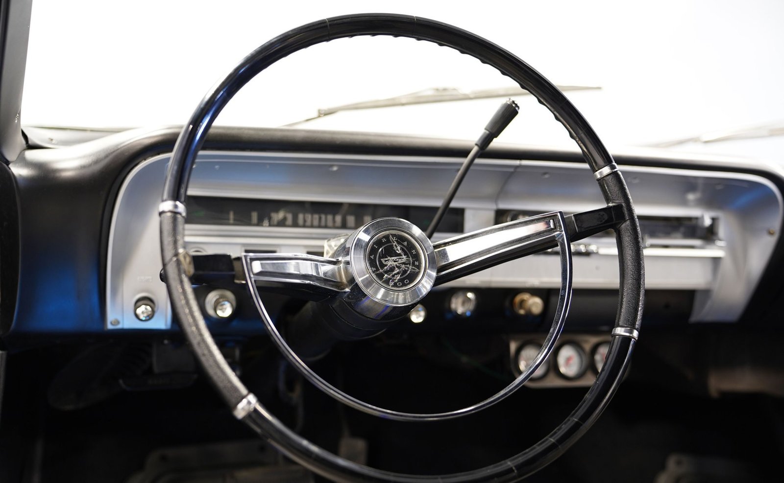 Ford 1965 Fairlane 500 - Imagem 11