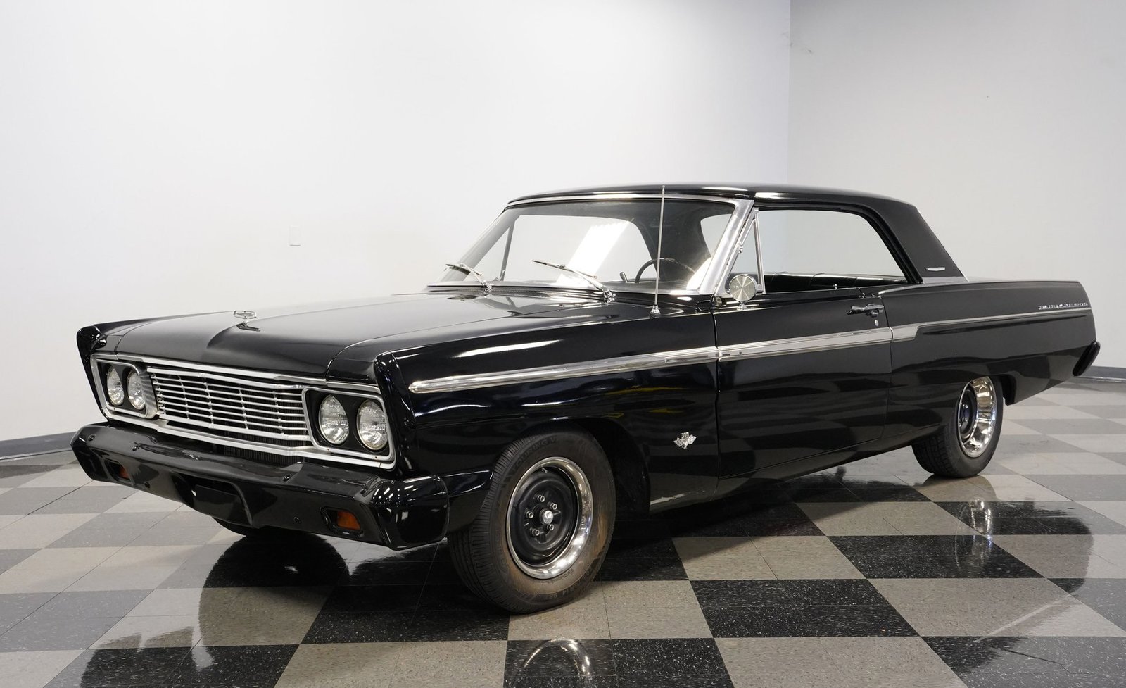 Ford 1965 Fairlane 500 - Imagem 33