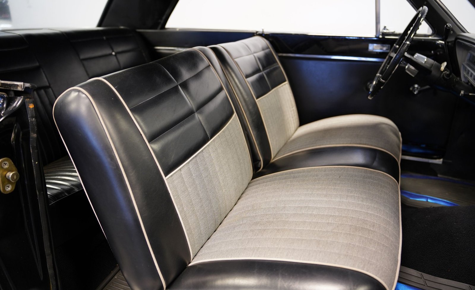 Ford 1965 Fairlane 500 - Imagem 5
