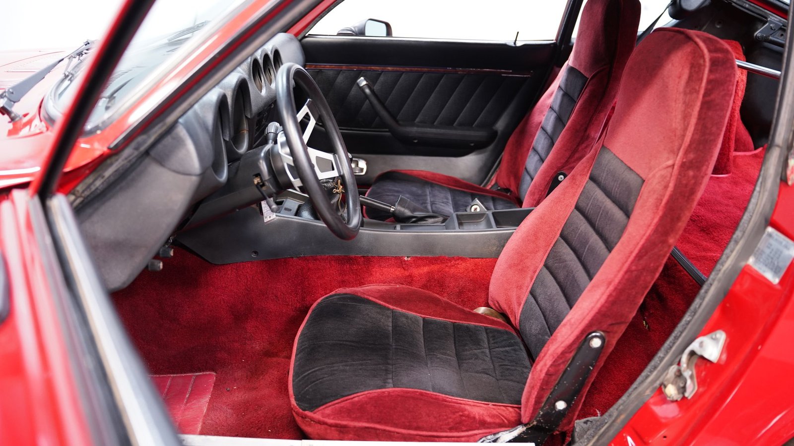 1975 280Z - Imagem 11