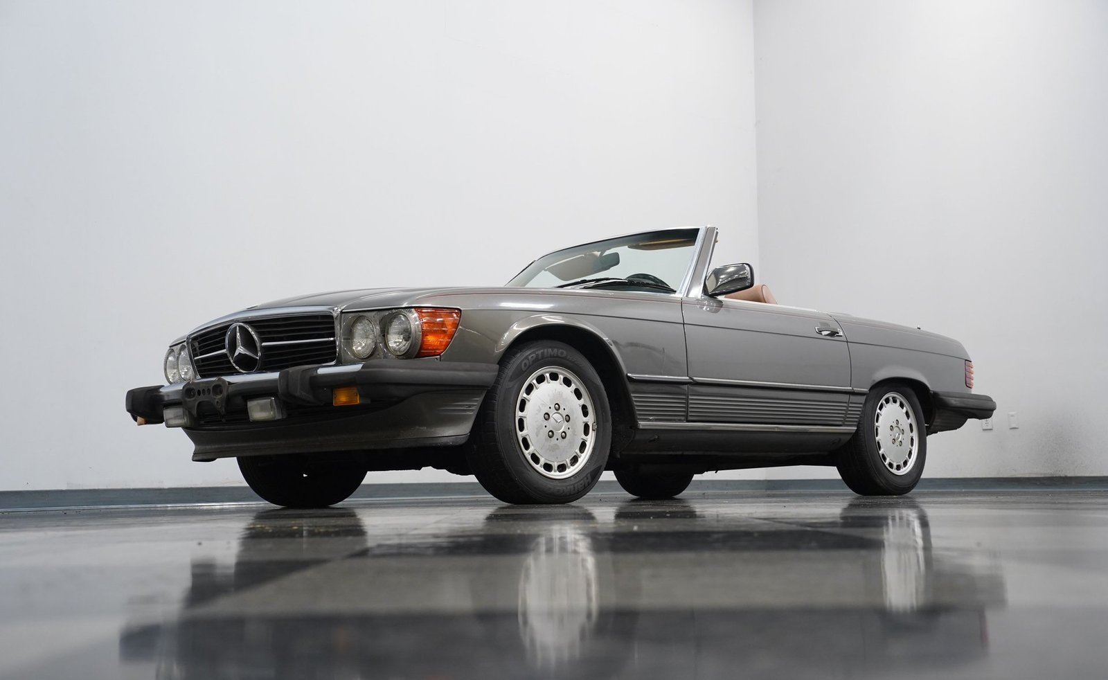Mercedes-Benz 1986 560SL - Imagem 22