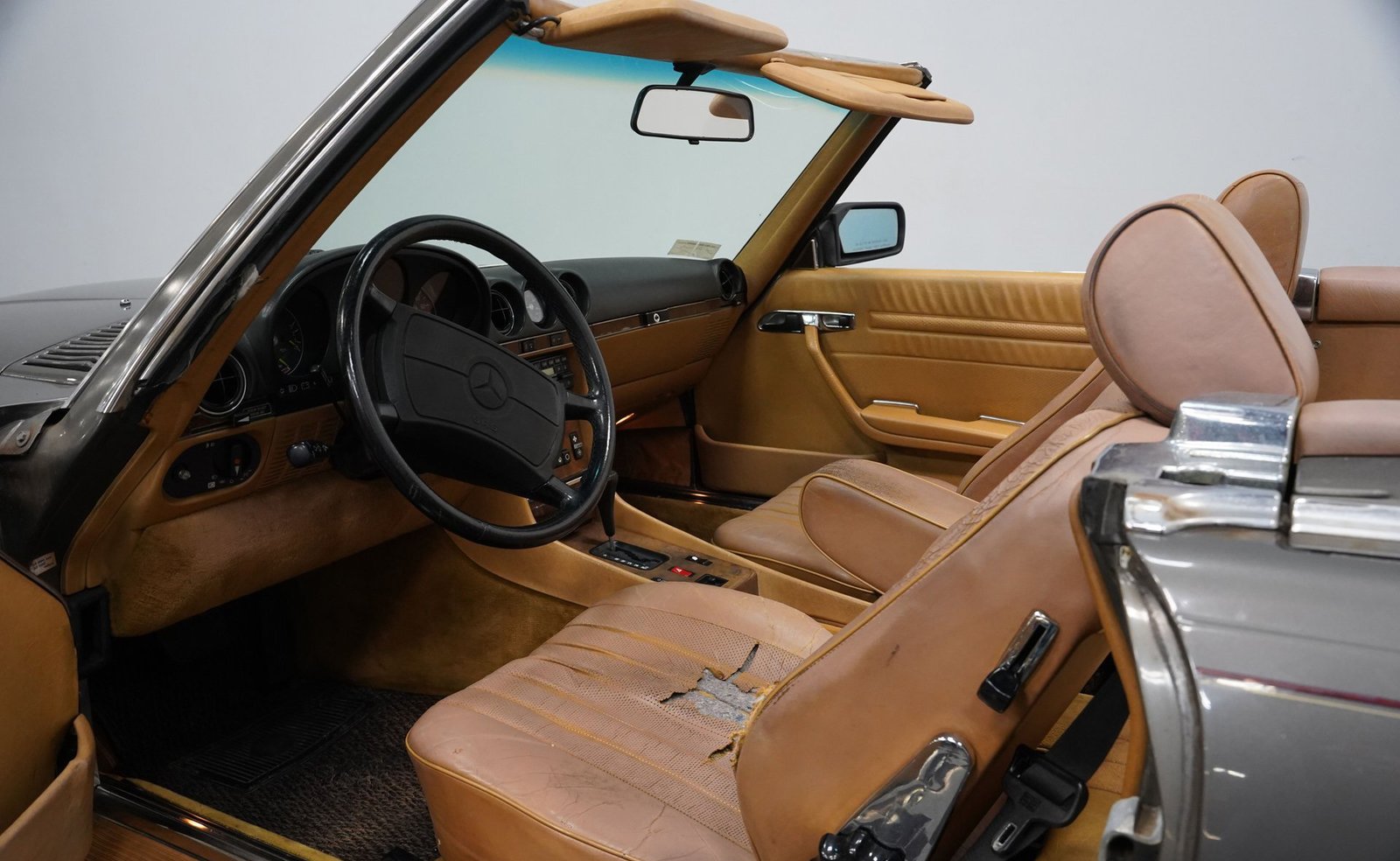 Mercedes-Benz 1986 560SL - Imagem 31