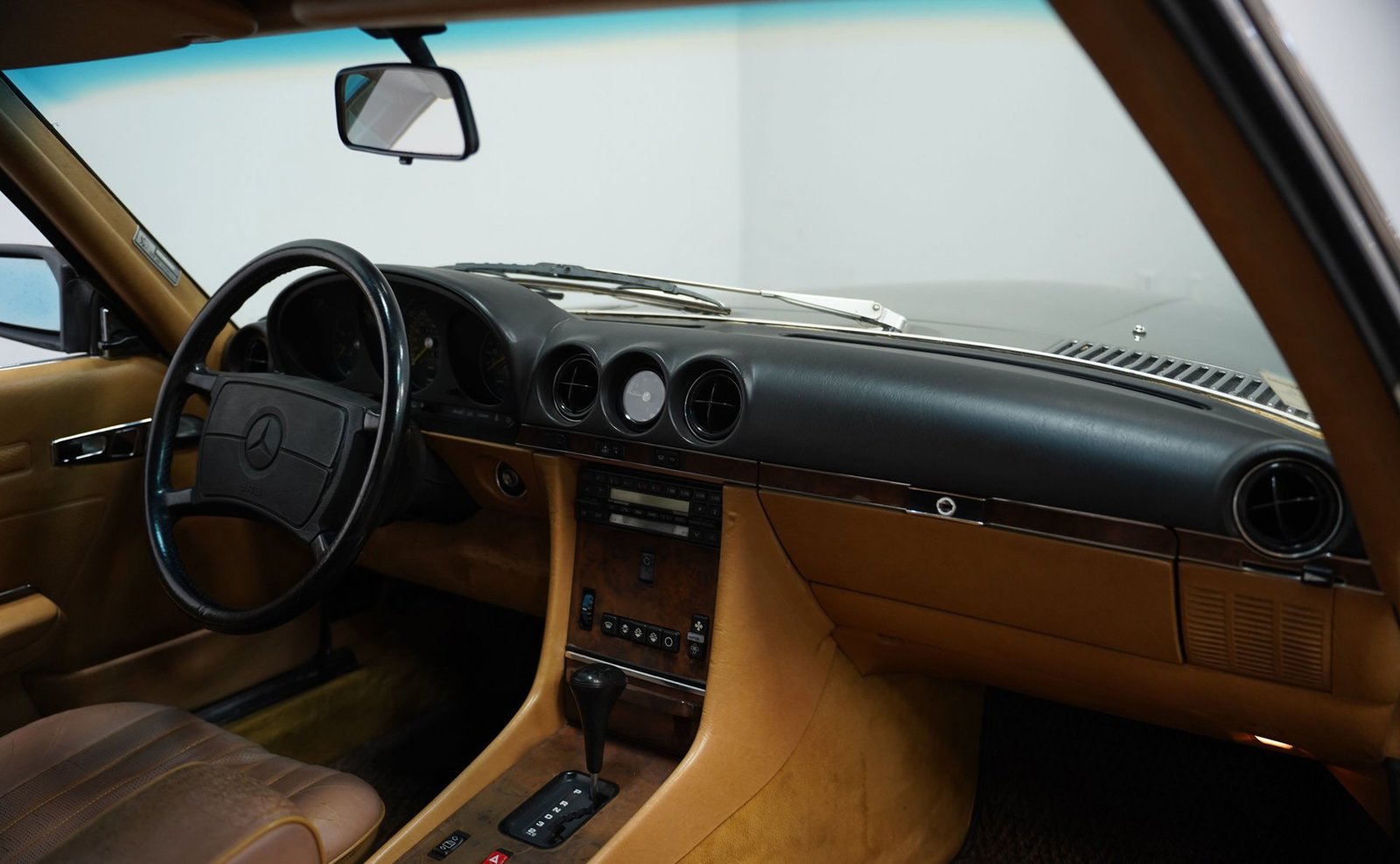 Mercedes-Benz 1986 560SL - Imagem 4