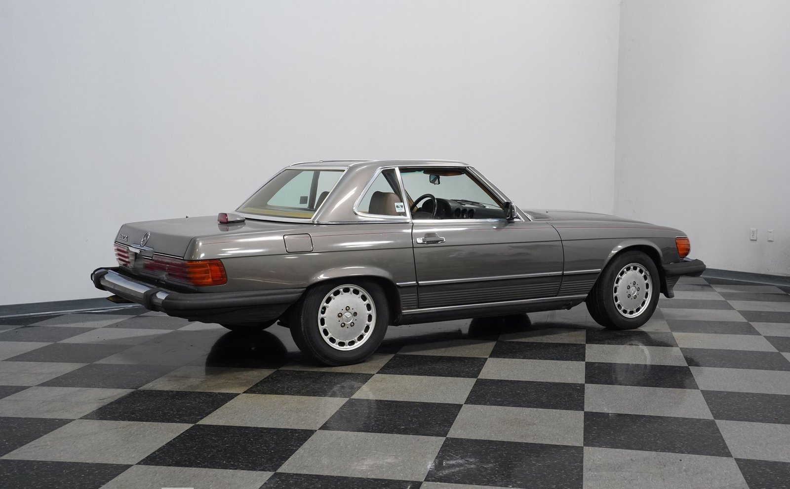 Mercedes-Benz 1986 560SL - Imagem 27