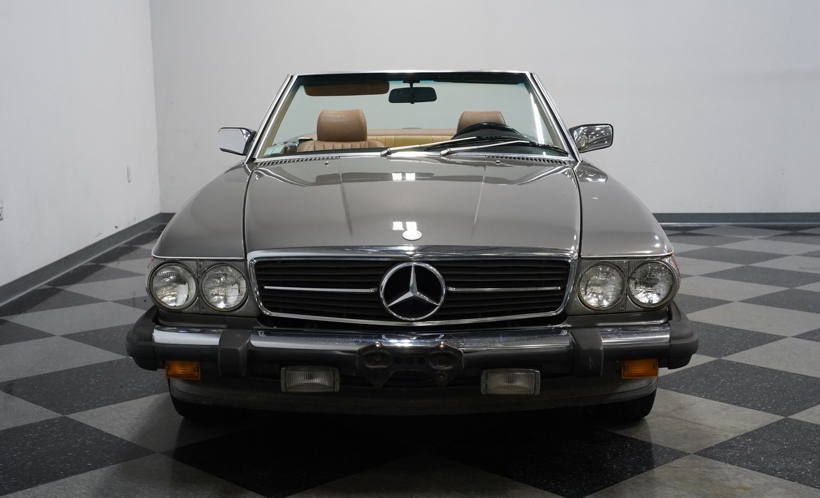 Mercedes-Benz 1986 560SL - Imagem 24